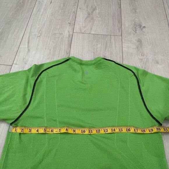Lululemon Tech Tee size L - Picture 4 of 4